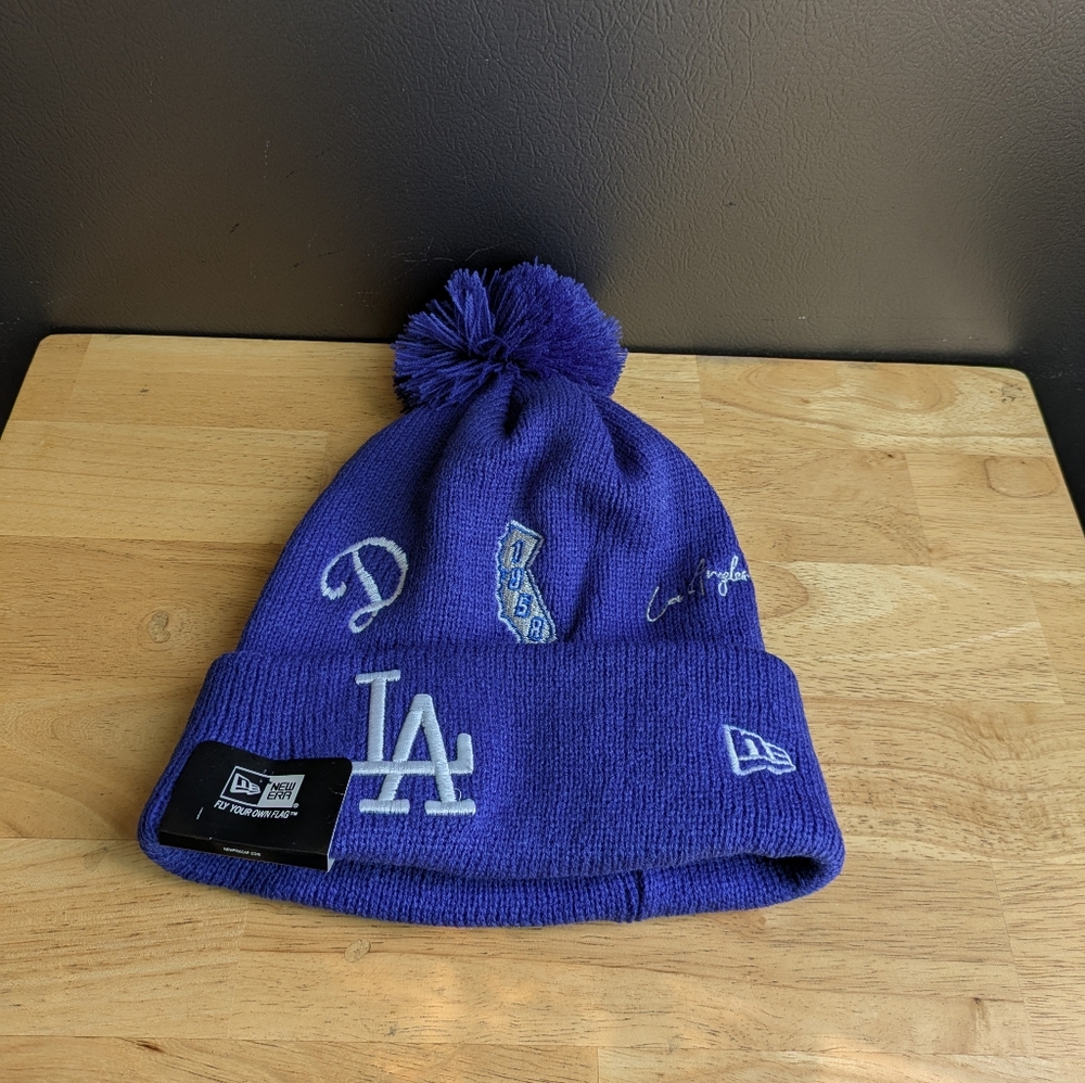 New Era Blue Knitted Pom-Pom Hat